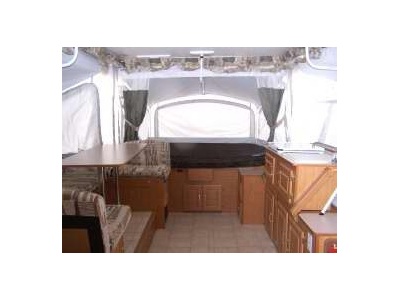 2003 Coleman Monterey Elite / With Slide