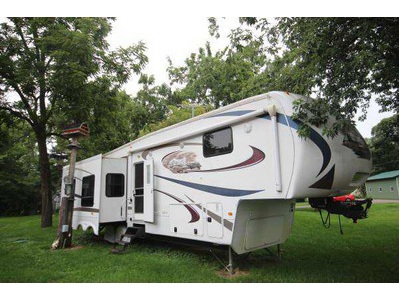By Owner! 2010 38ft. Dutchmen Grand Junc
