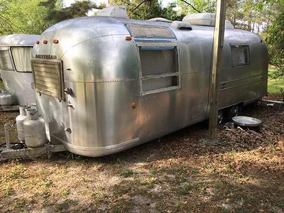 By Owner! 1967 26 ft. Airstream Overland