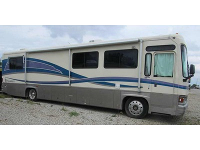 By Owner! 1996 40ft. Gulf Stream Friends