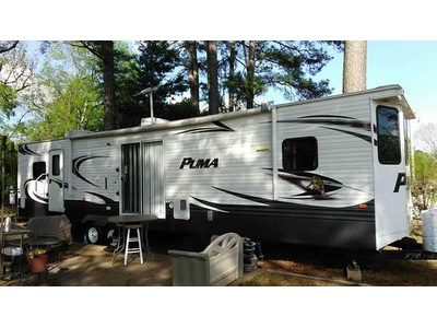 By Owner! 2014 39ft. Palomino Puma Park 