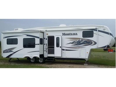 By Owner 2010 34ft. Keystone Montana w/4