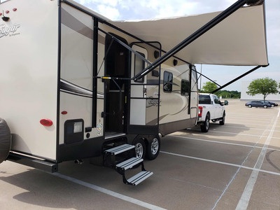 Still has the NEW RV Smell!