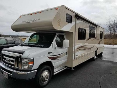 By Owner! 2015 32ft. Winnebago Minnie Wi