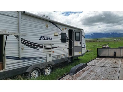 By Owner! 2010 32ft. Palomino Puma Bunkh
