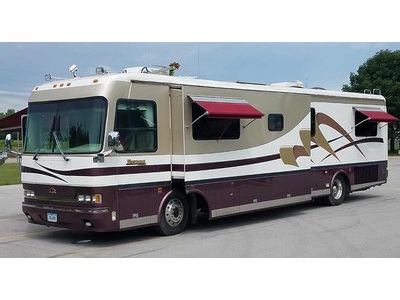 By Owner! 1998 40 ft. Beaver Marquis w/1