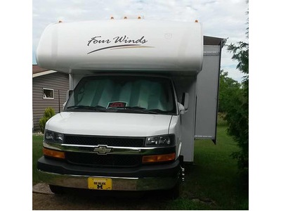 By Owner! 2013 24 ft. Thor Four Winds w/