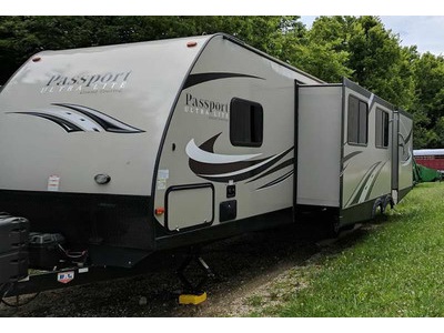 By Owner! 2016 36 ft. Keystone Passport 