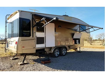 By Owner! 2008 30 ft. Carriage Domani w/