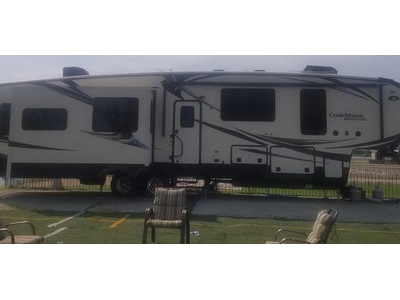 By Owner! 2016 Coachmen Brookestone 395R