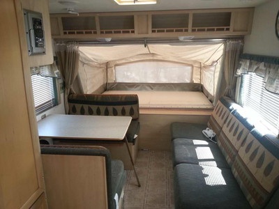 Used 2004 Forest River Surveyor SV261T 