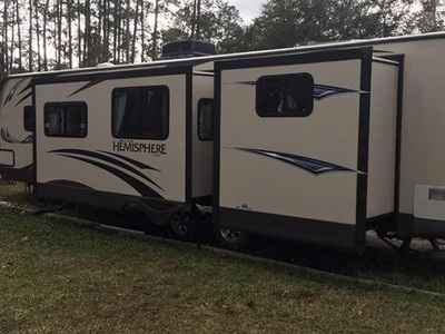 By Owner! 2013 38 ft. Forest River Salem