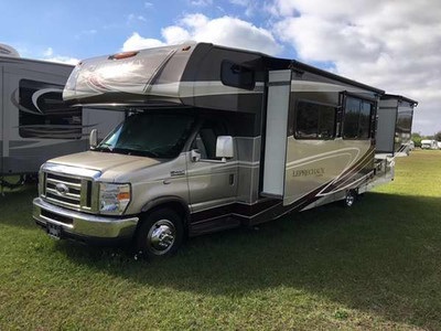 By Owner! 2016 32 ft. Coachmen Leprechau