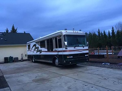 By Owner! 1998 40 ft. Beaver Marquis w/s