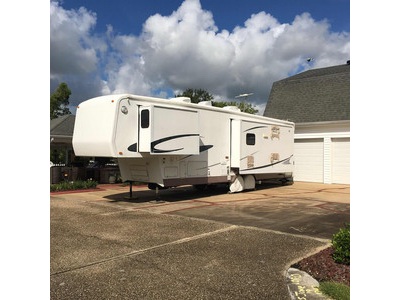 2003 Cameo LXI.  Triple Slide