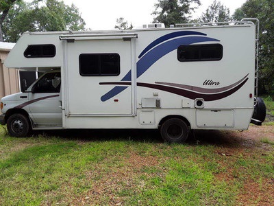 Excellent condition! 2000 24 ft. Gulf St