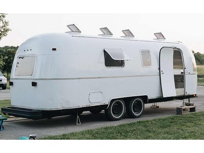 Won�t last long! Renovated 1975 26 ft. A