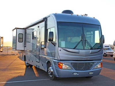 Luxury coach! 2006 36 ft. Fleetwood Pace
