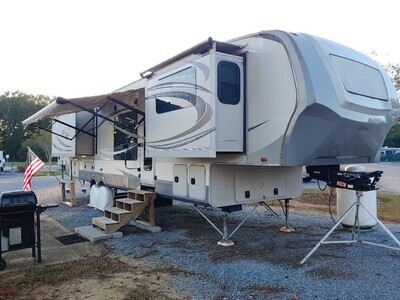 2012 Open Range 40 Fifth Wheel 