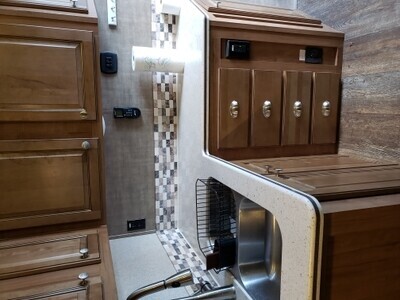 2018 Rockwood Signature Ultralite 8298ws