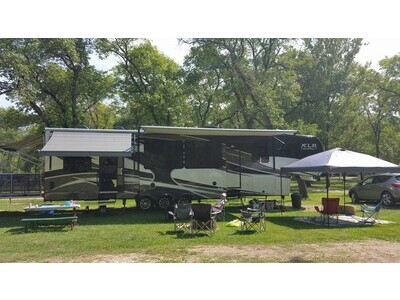 Forest River XLR Thunderbolt 380AMP