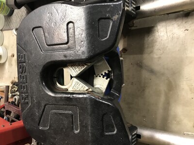 Reese 16K Sliding Fifth Wheel Hitch 