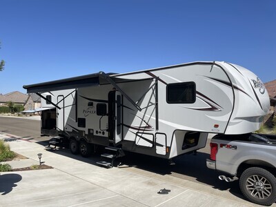 2018 Heartland Pioneer 