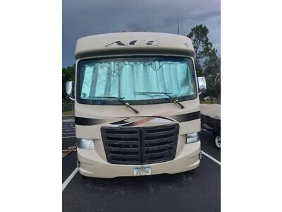 2015 Thor Ace 27.1   34900 miles $69900.
