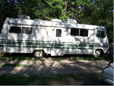 1973 Class A 30 ft Landau  PRICE REDUCED