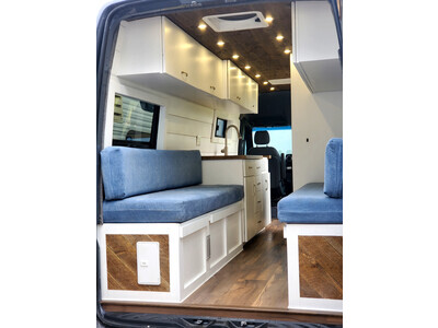  2020 Mercedes-Benz 4x4 170" Sprinter