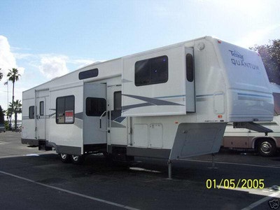 Quantum Terry AX6 38 Fifth Wheel