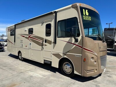 2016 Winnebago Vista 31KE