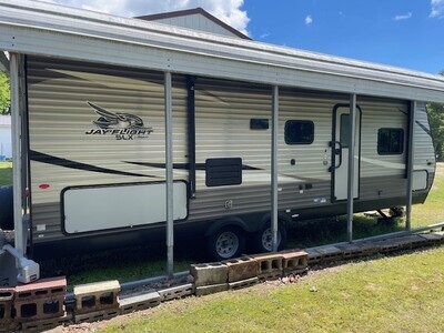 2021 Jayco 242BHS Like New