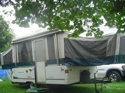 2000 Coleman SeaPine pop-up w/ A/C