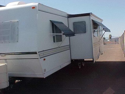 1998 28 Ft Dutchmen