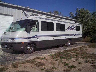 95 Airstream 33 Land Yacht
