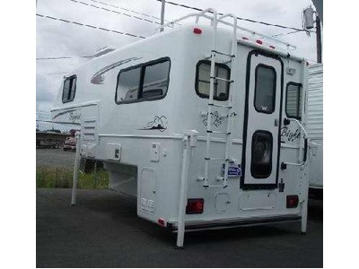 2006 Bigfoot Camper (25C9.4)