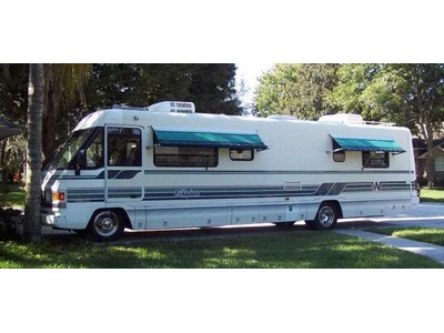 1993 Winnebago Chieftain 35 Motorhome