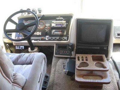 1990 Chevy Dolphin 37 Trades Welcome