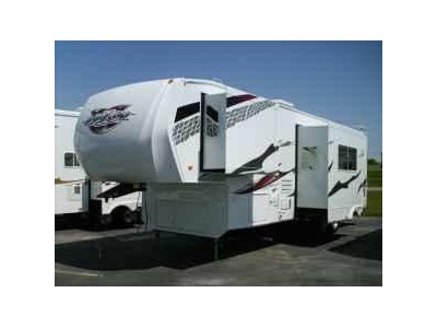 2008 Razor Fifth Wheel Toyhauler $38,750