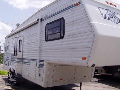 1996 designer 3030rk fw under $12,000!