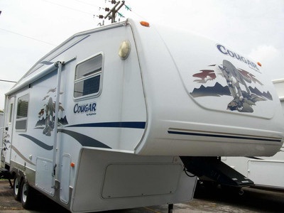 2005 cougar 245 under $20,000 very light