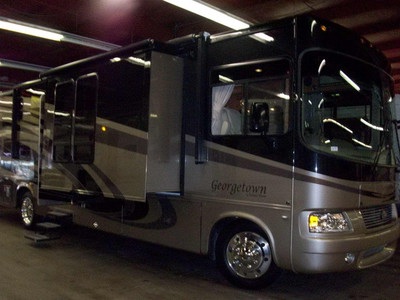 2009 Georgetown 378 Class A! Warranty