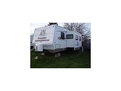 2004 Prowler 32 Double BH,w/slide