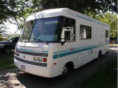 95 Itasca Sunrise 27 Bargain - $8,000