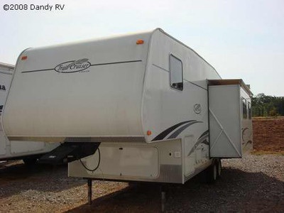2006 R-Vision TC 524ds 5th Wheel