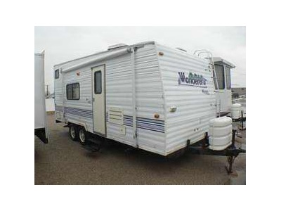 2000 Wanderer 217TB Toy Hauler Trailer