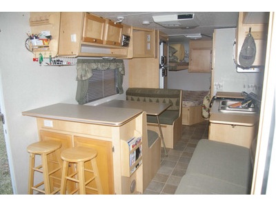 2005 Trail Cruiser 30QBSS  $12,000