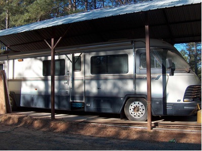 DELUXE 40ft. Holiday Rambler Limited.