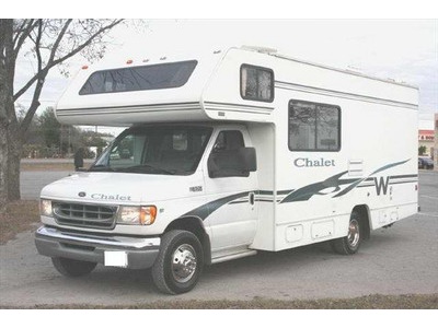 2003 Winnebago Chalet must sell $8900